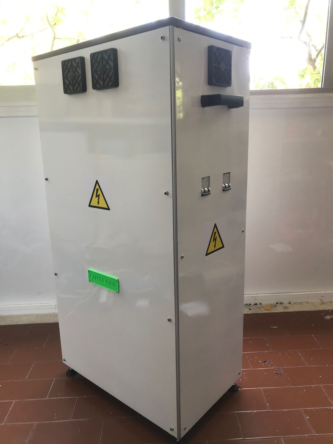 Finseral, Ingenieria Y Servicios S.C. Mesa Calentamiento por Inducción